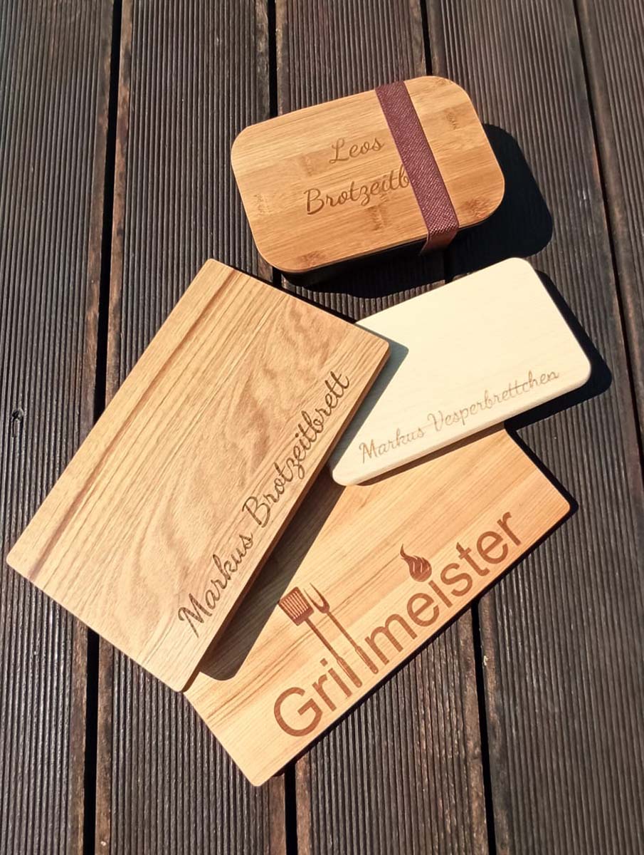 Schneidebrett mit Griff aus FSC® Kirsch Holz geölt - 40 x 20 x 1,5 cm 